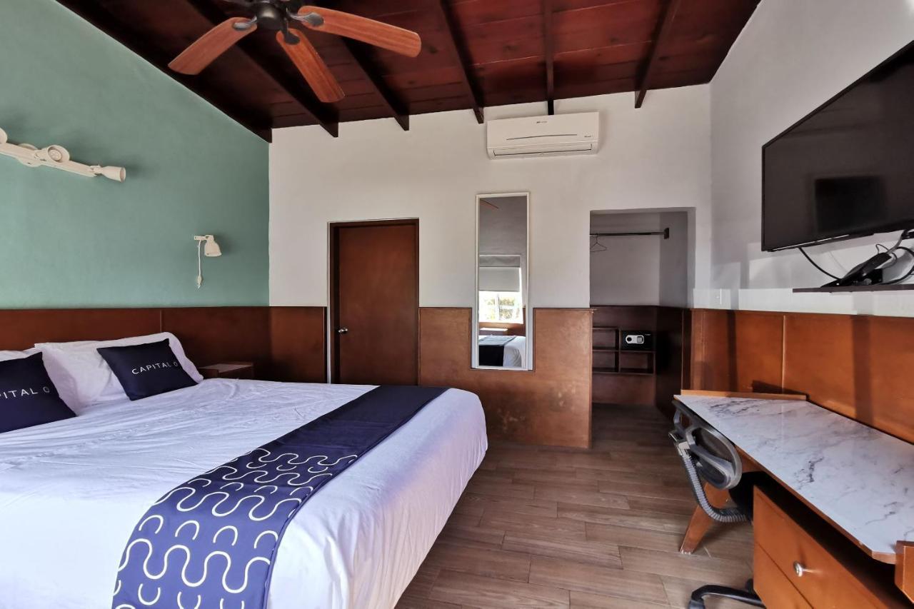 Capital O Hotel America Ensenada Exterior photo
